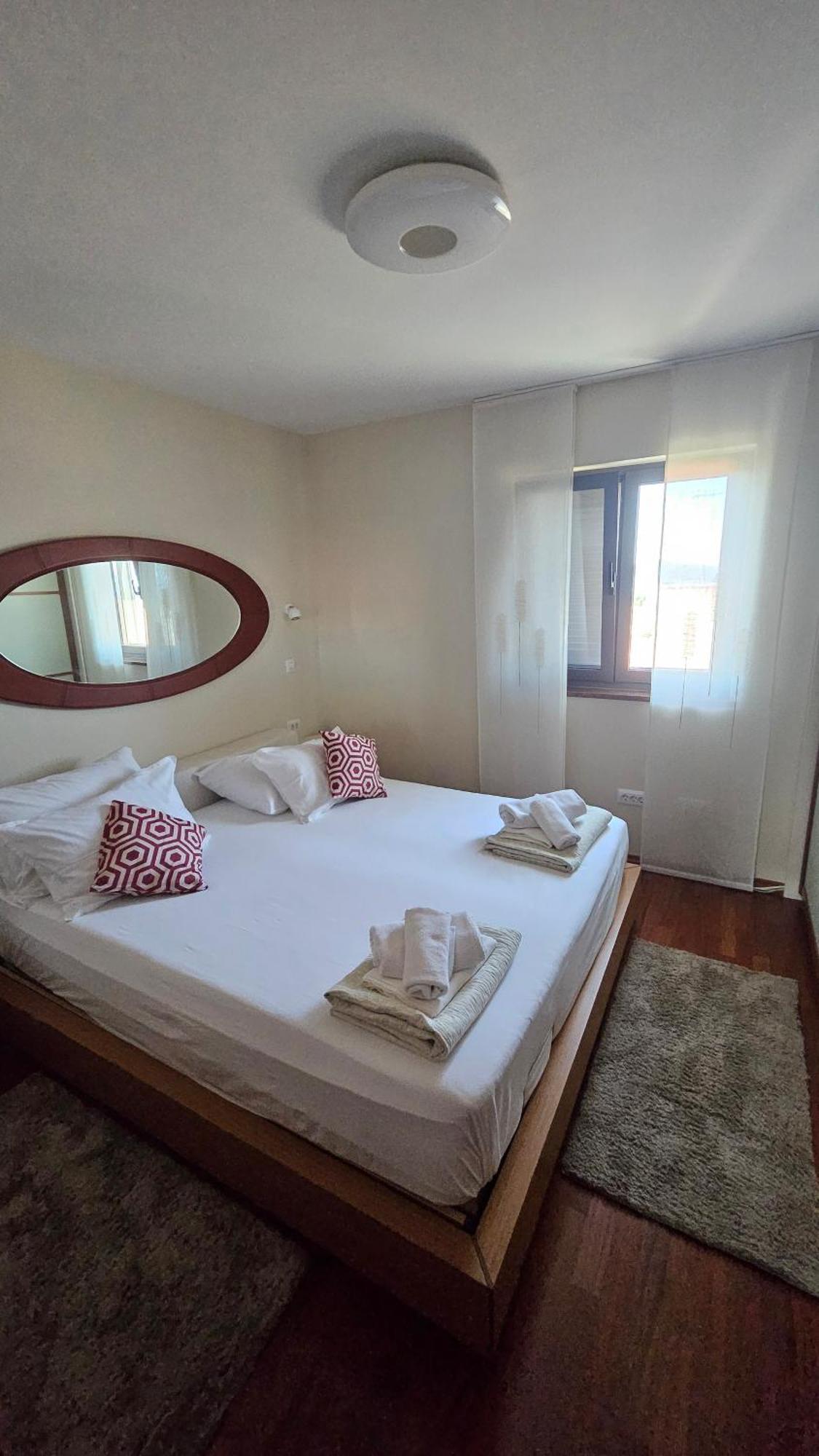 Apartments Luana With Private Jacuzzi Zadar Exterior photo