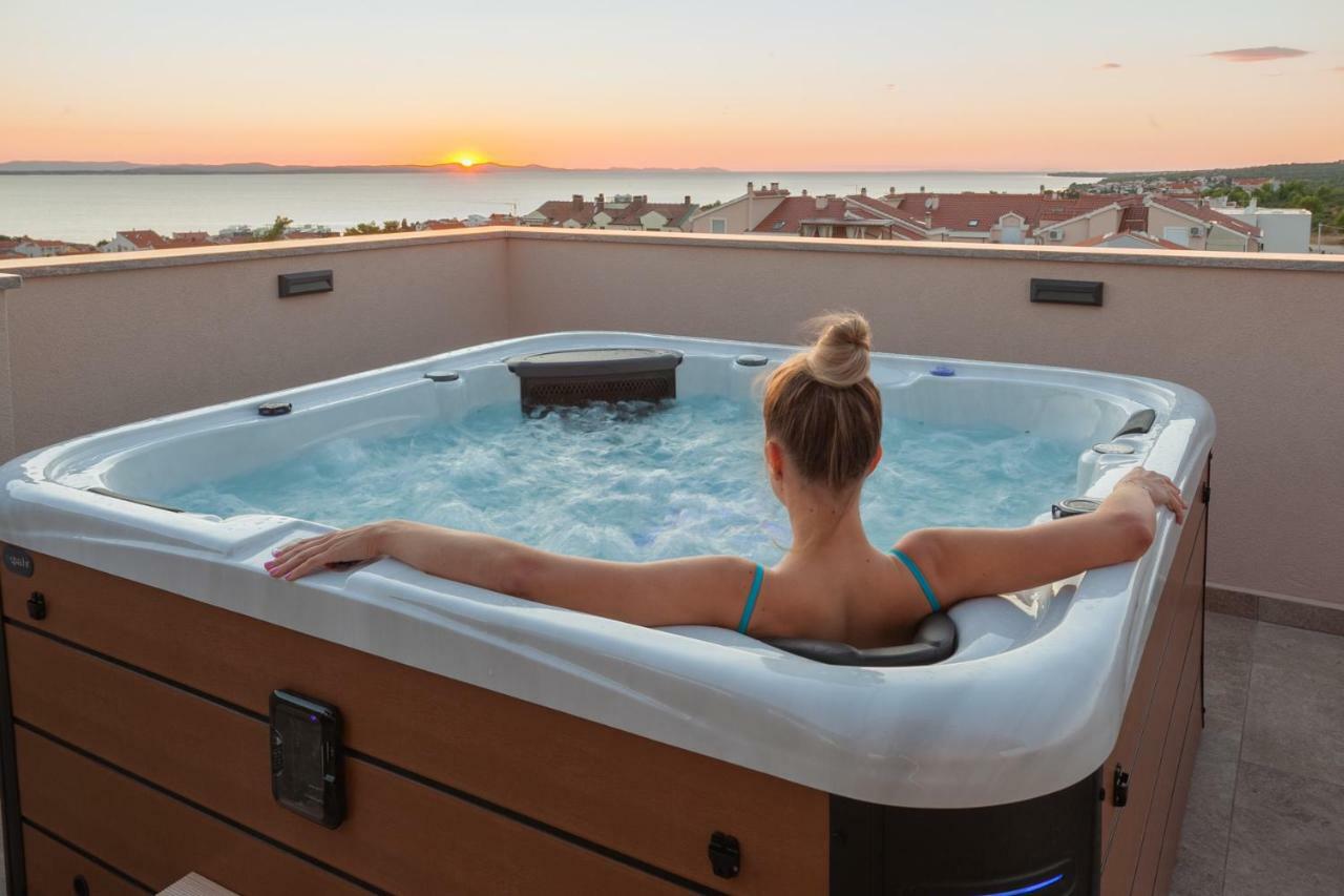 Apartments Luana With Private Jacuzzi Zadar Exterior photo